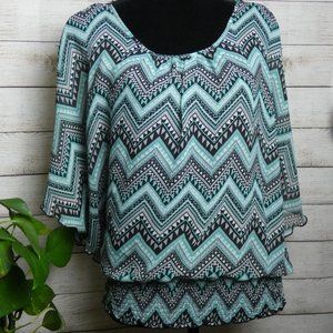 BWEAR LARGE Butterfly Sleeves green black Chevron